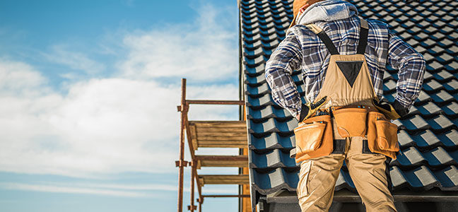 5 Reasons Why You Shouldn’t Do DIY Roofing