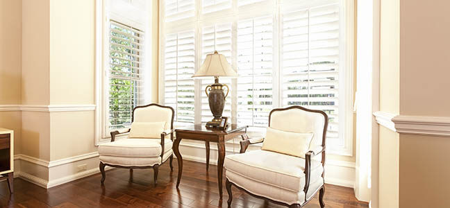 Avail the best faux wood plantation shutters